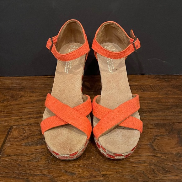 Toms Espadrille Wedge Sandals - Picture 2 of 6